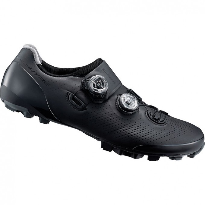 Велообувь SHIMANO SH-XC901, р-р 43,5 черный ESHXC901MCL01S43500 Велообувь SHIMANO SH-XC901, р-р 43,5 черный ESHXC901MCL01S43500